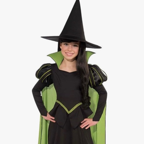 Witch costume Wizard of Oz with hat. - Picture 1 of 3
